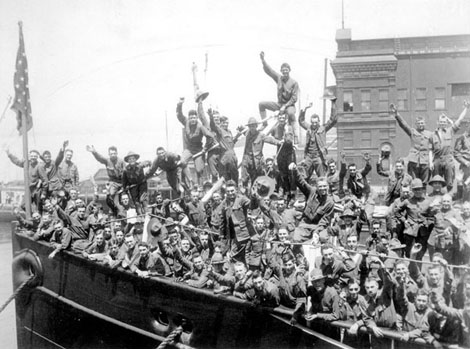 Photo of U.S. Marines leaving for Europe in 1917